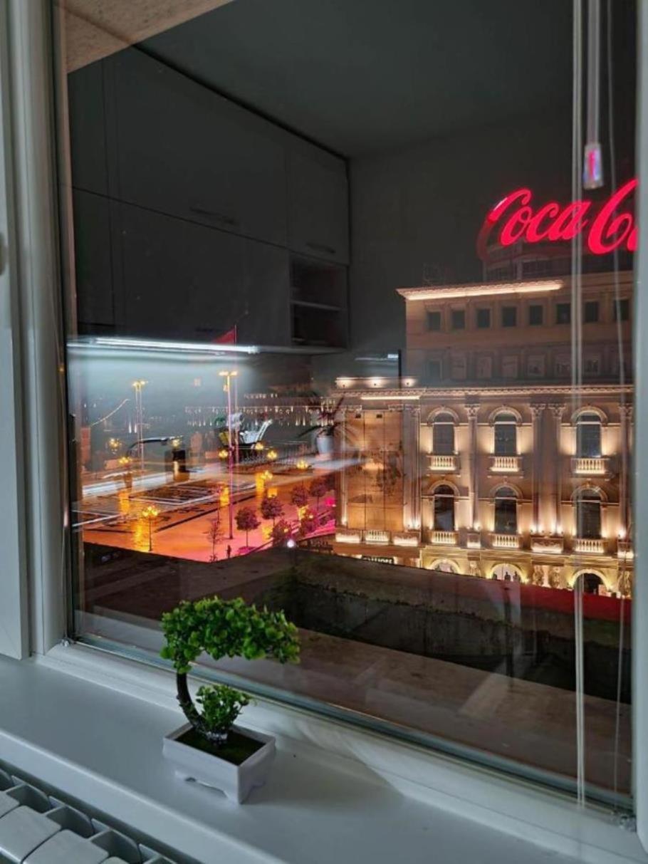 Rooftop Apartment At Mainsquare Скопие Екстериор снимка