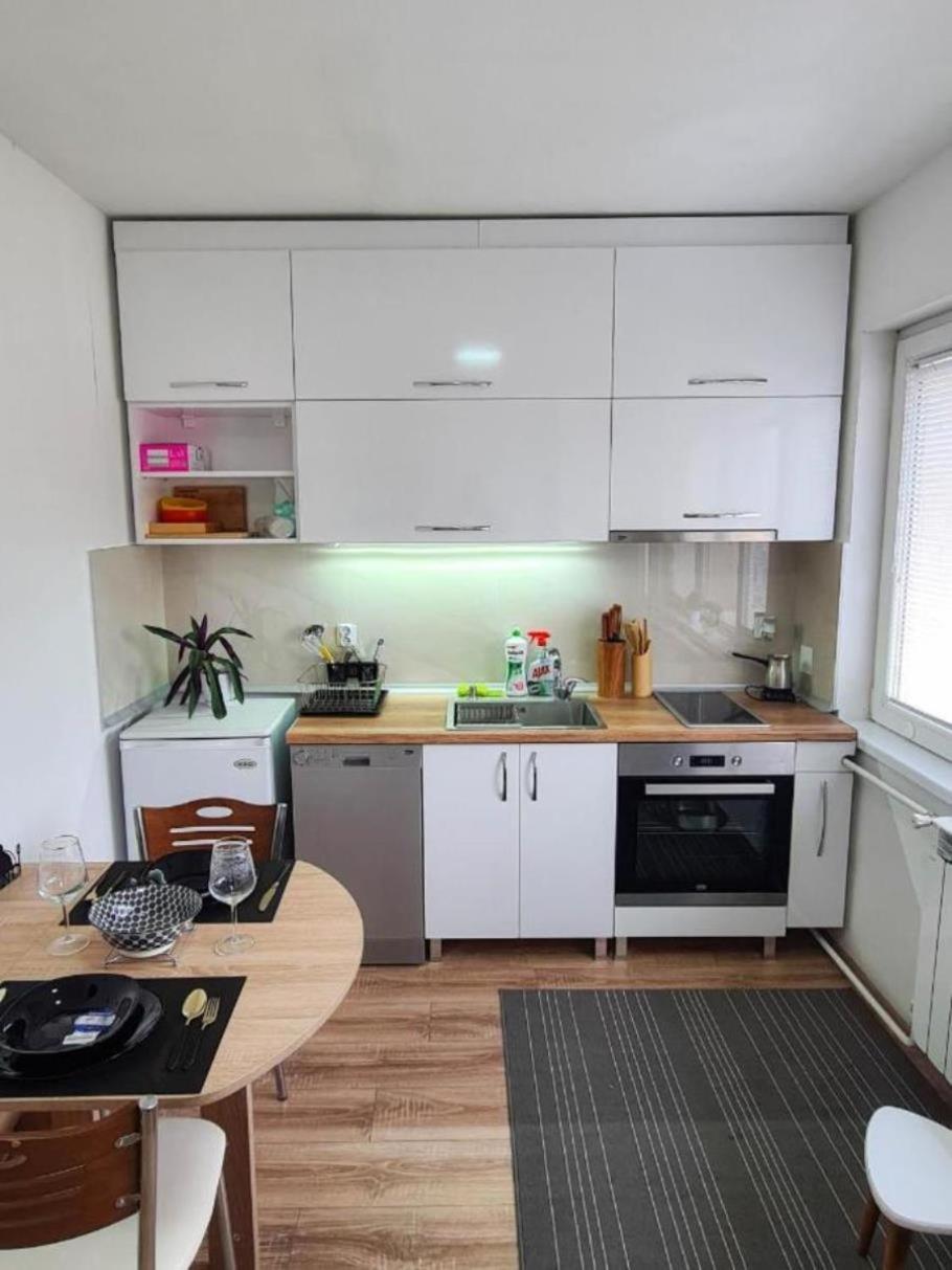 Rooftop Apartment At Mainsquare Скопие Екстериор снимка