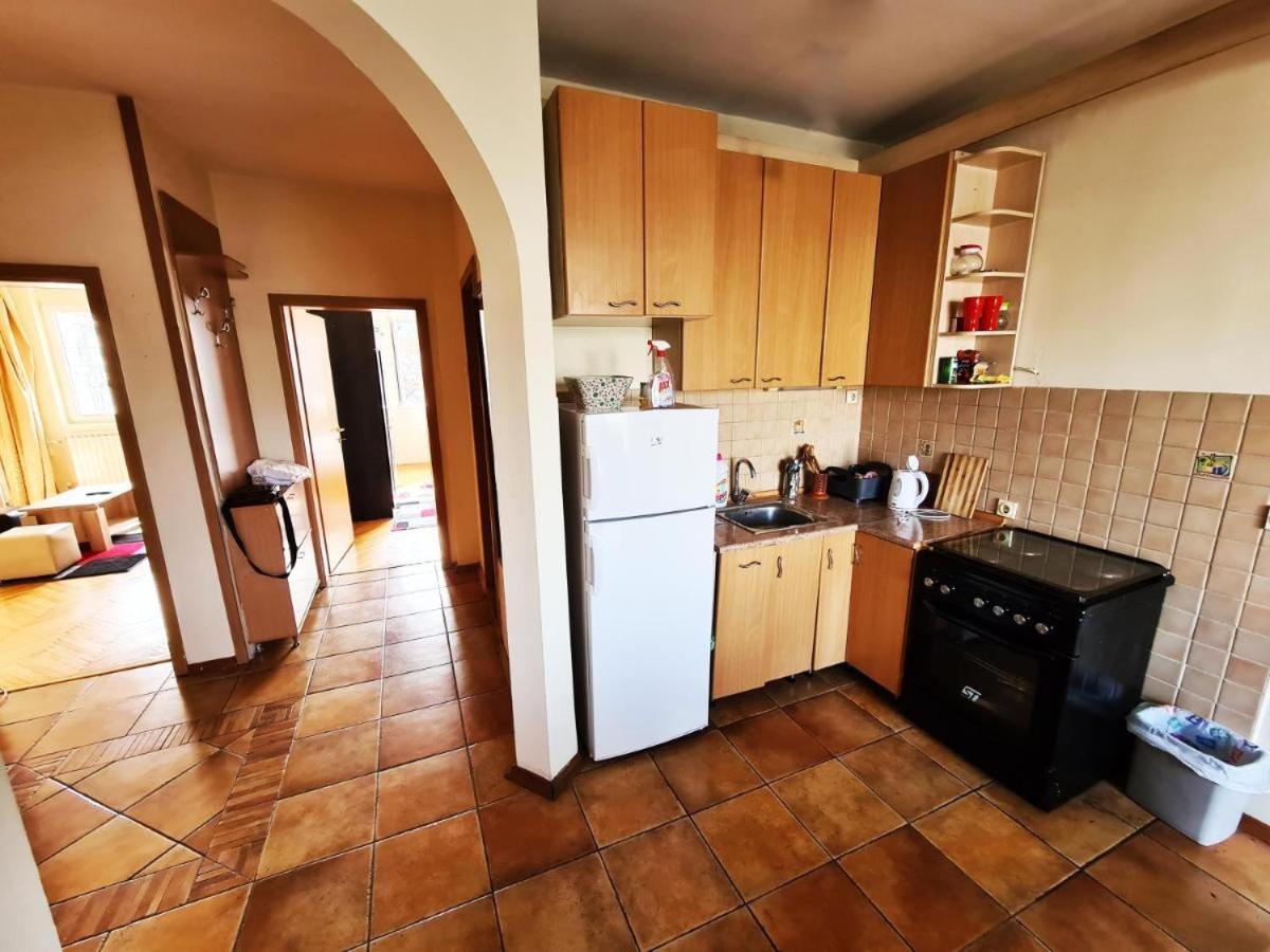 Rooftop Apartment At Mainsquare Скопие Екстериор снимка