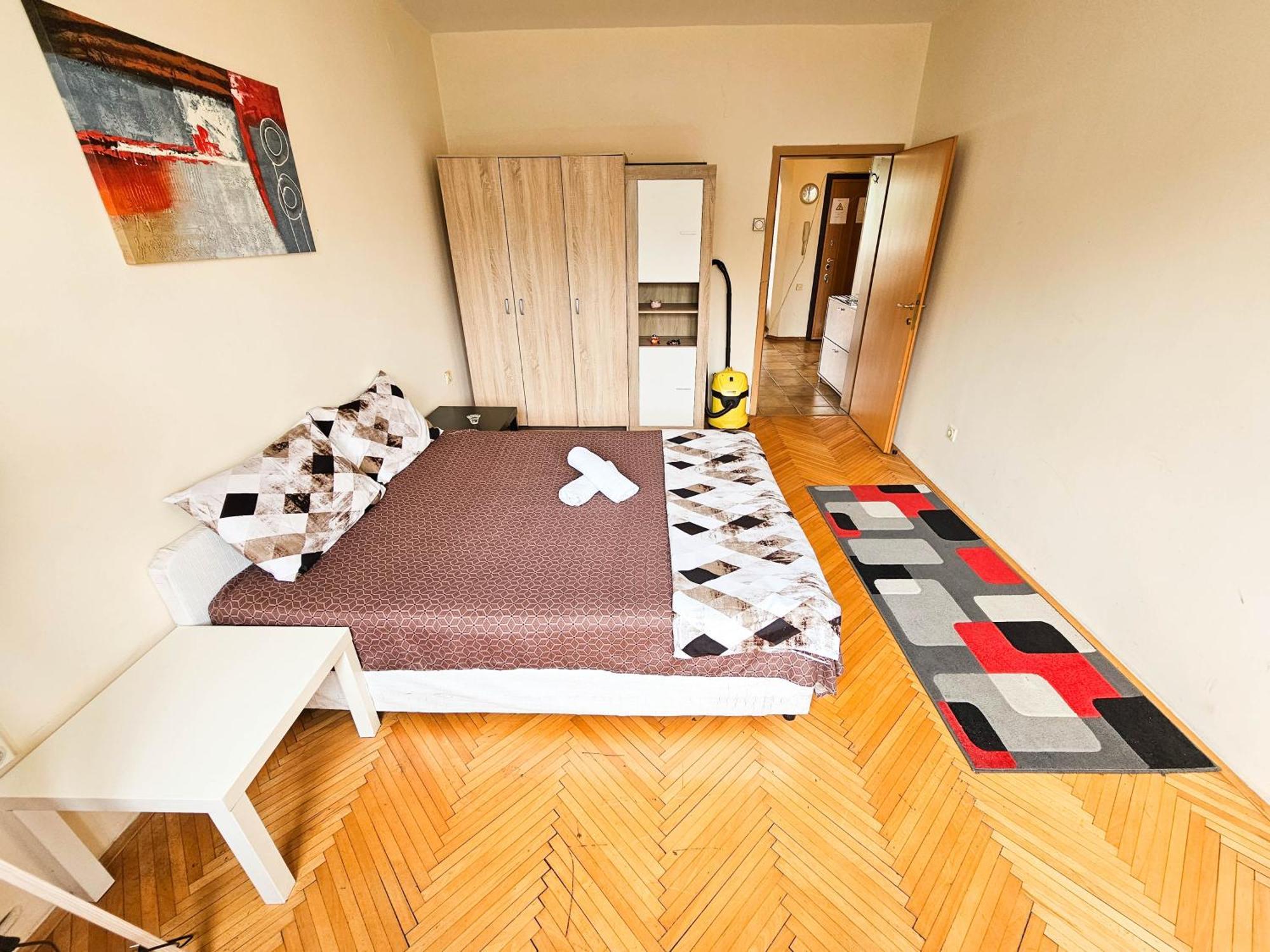 Rooftop Apartment At Mainsquare Скопие Екстериор снимка