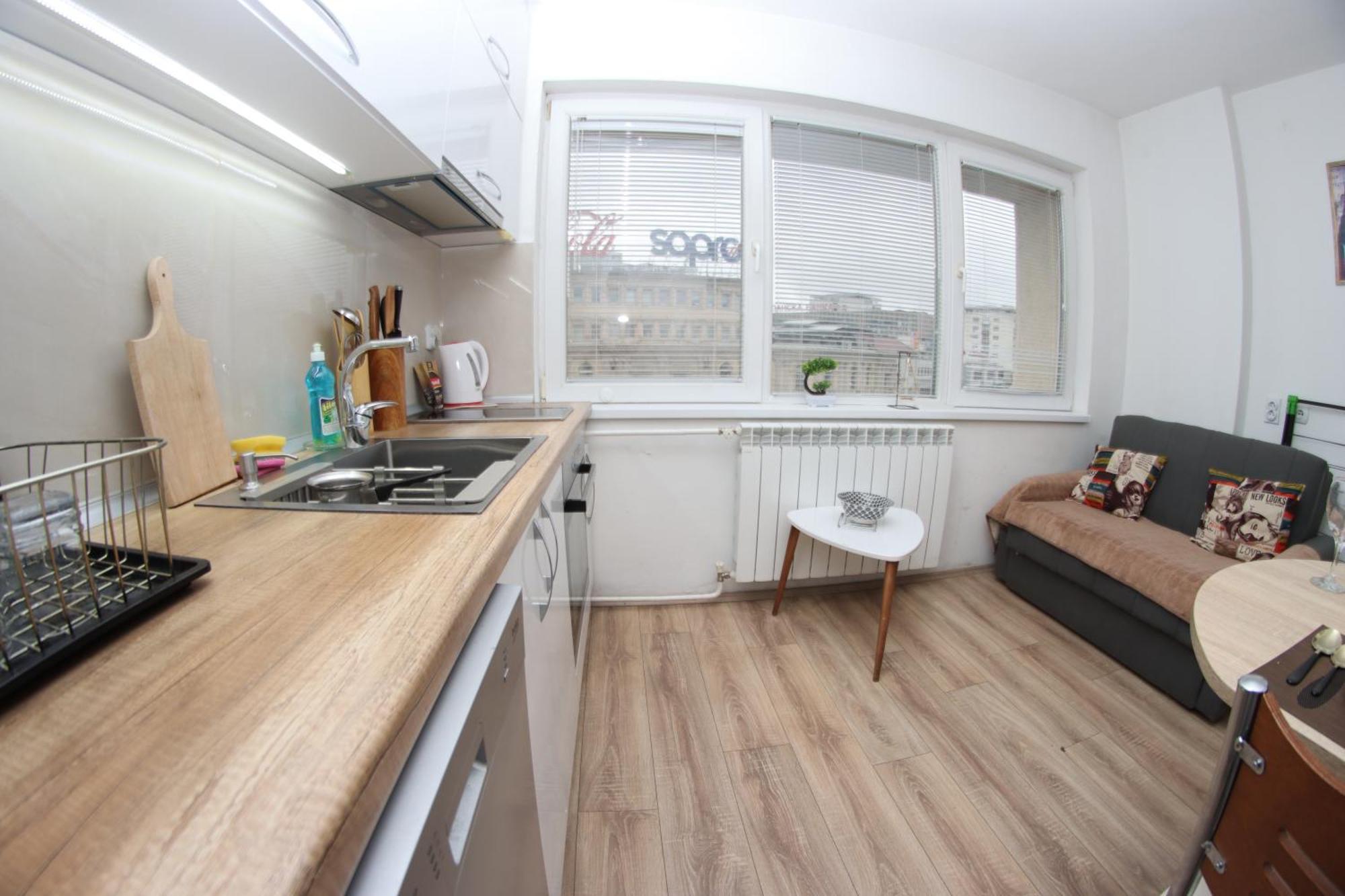 Rooftop Apartment At Mainsquare Скопие Екстериор снимка